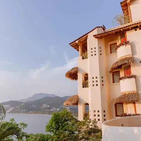 Pacífica Grand Zihuatanejo